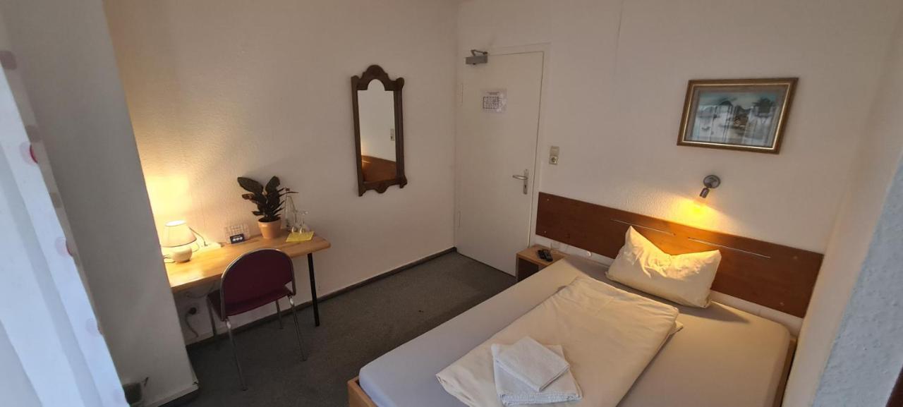 Hotel Lamm Stuttgart Værelse billede